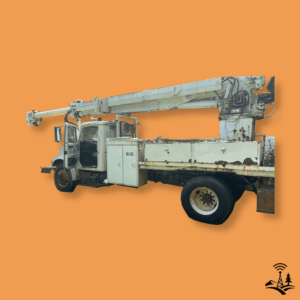 2001 International 4700 Medium-Duty Boom Truck – DT466E Diesel